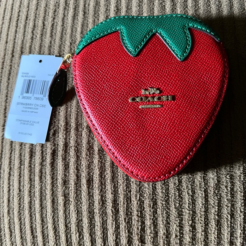 Coach Strawberry Coin Case nwt - Picture 3 of 5